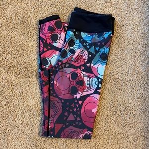 CVG Reversible Ombré Skulls